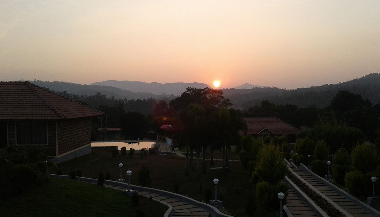Sakleshpur Resorts with swimming pool
